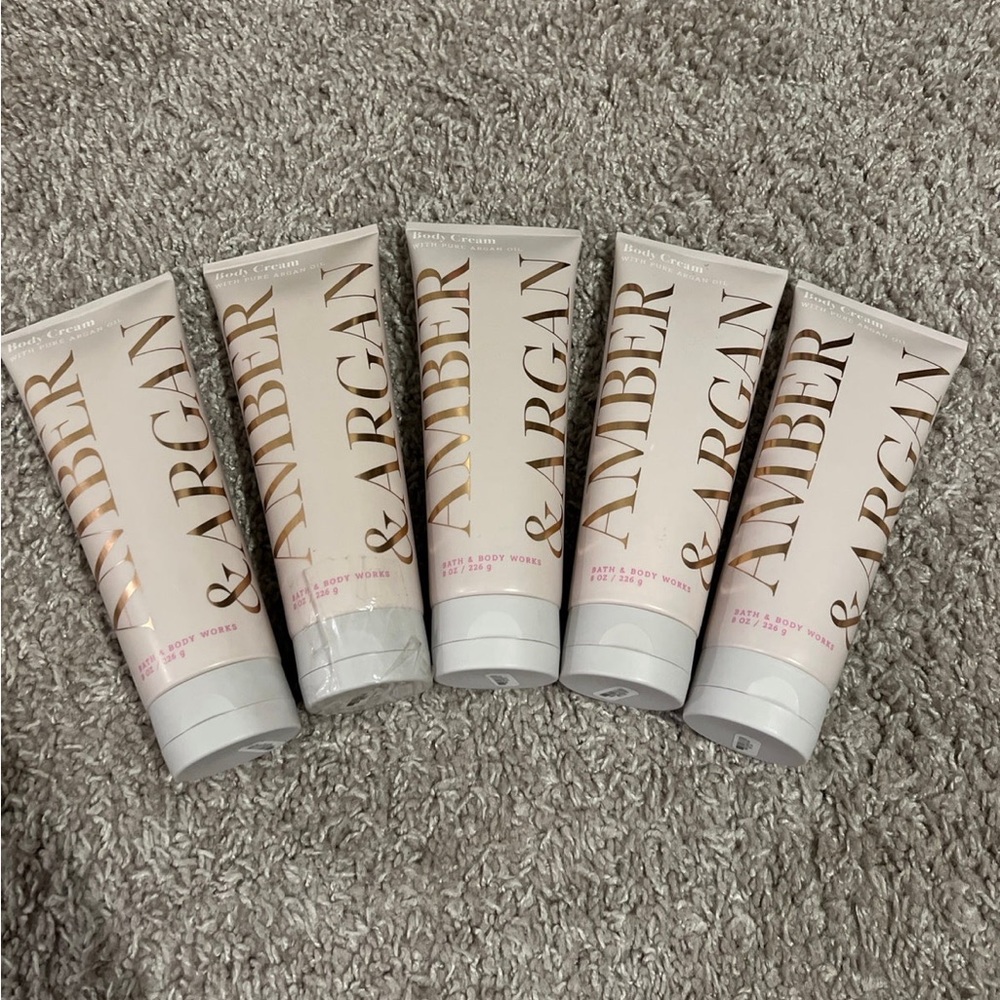 Amber and argan body cream